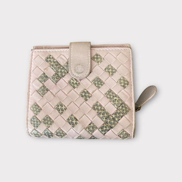 Authentic Bottega Veneta Intrecciato Nappa Leather and Snakeskin Bi-Fold Wallet - Picture 1 of 12